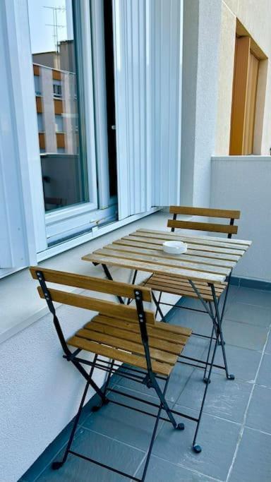 Beau Studio Cosy Et Calme - Face A La Gare De Rosny-Sous-Bois - 20Mn De Paris Et Disneyland Exterior foto