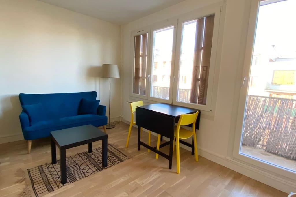 Beau Studio Cosy Et Calme - Face A La Gare De Rosny-Sous-Bois - 20Mn De Paris Et Disneyland Exterior foto